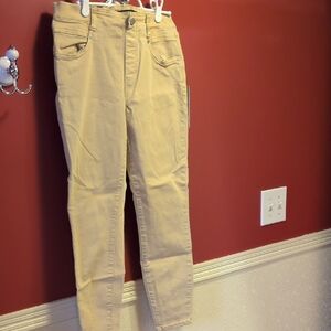 Light Yellow 💛/Tan  High-Waisted Liverpool Jeans